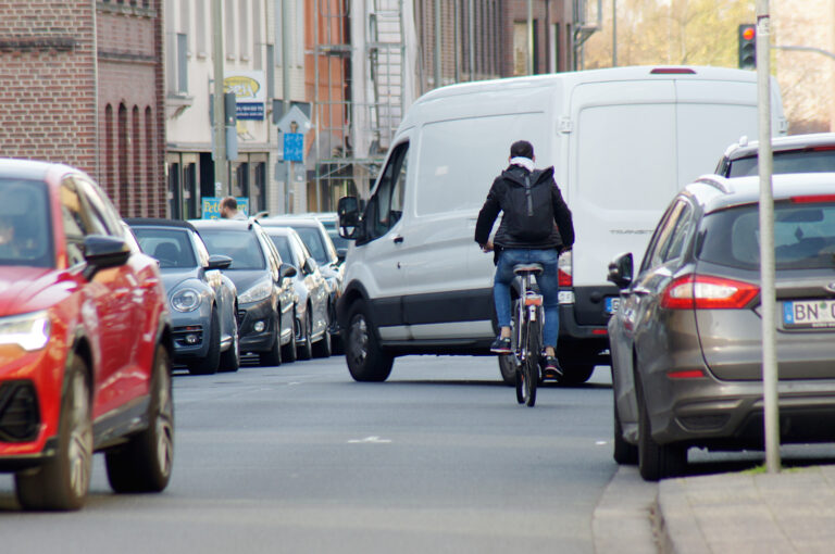 Korschenbroich: Offiziell nicht fußgänger- und fahrradfreundlich